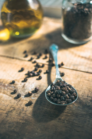 FRESH Black Pepper Corns 200g - (Per Packet)