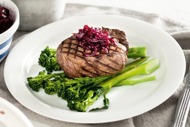 Steak with chunky chips and beetroot relish